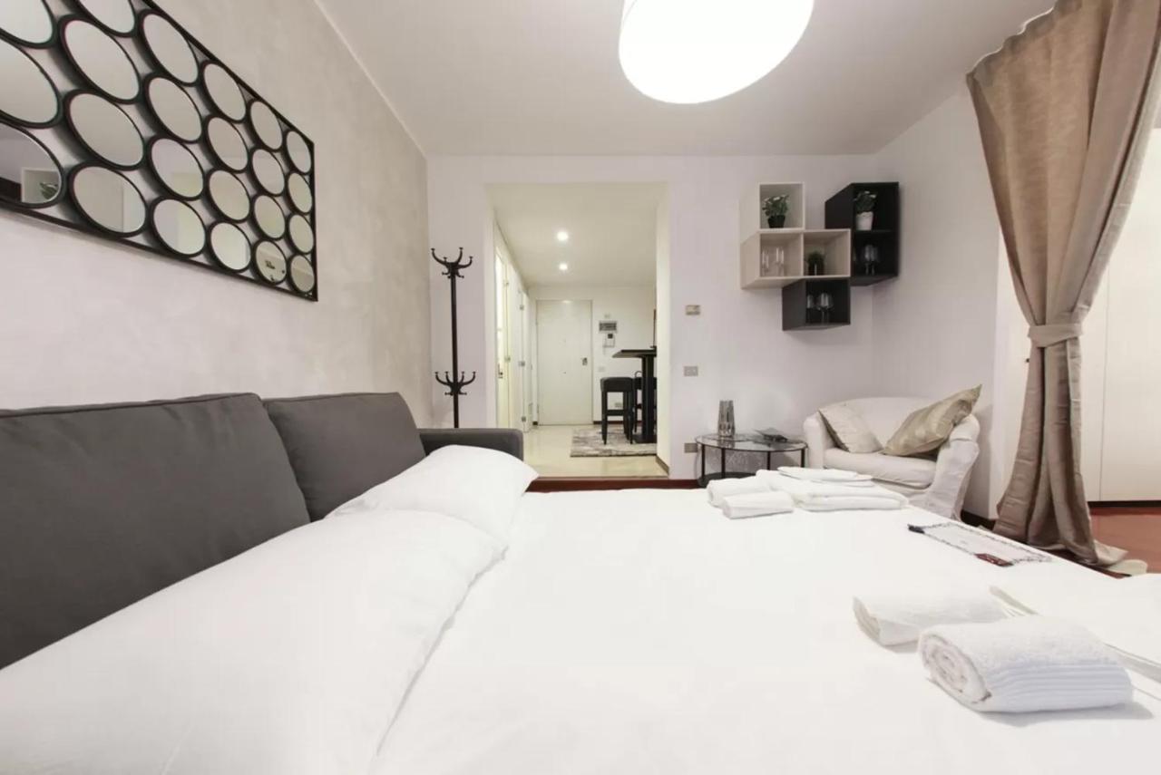 Italianway - Unione 8 Appartement Milaan Buitenkant foto